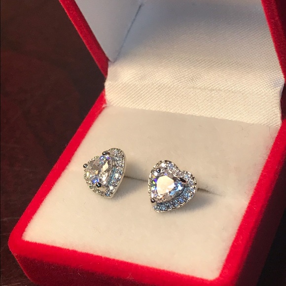 CZ Brilliant Heart Diamond Post Earring - White - Picture 5 of 6